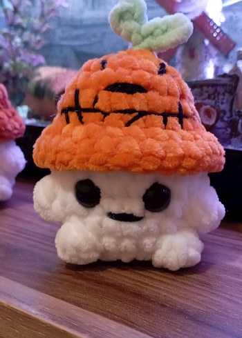 Turuncu Kabak Şapkalı Peluş Oyuncak