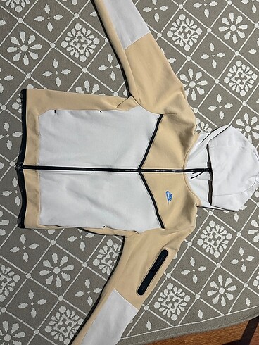 Tech fleece