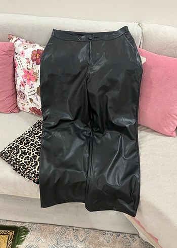 LC Waikiki Deri Siyah Kadın Pantolon