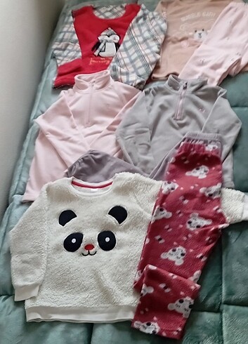 5 Yaş Beden çeşitli Renk Pijama takımları