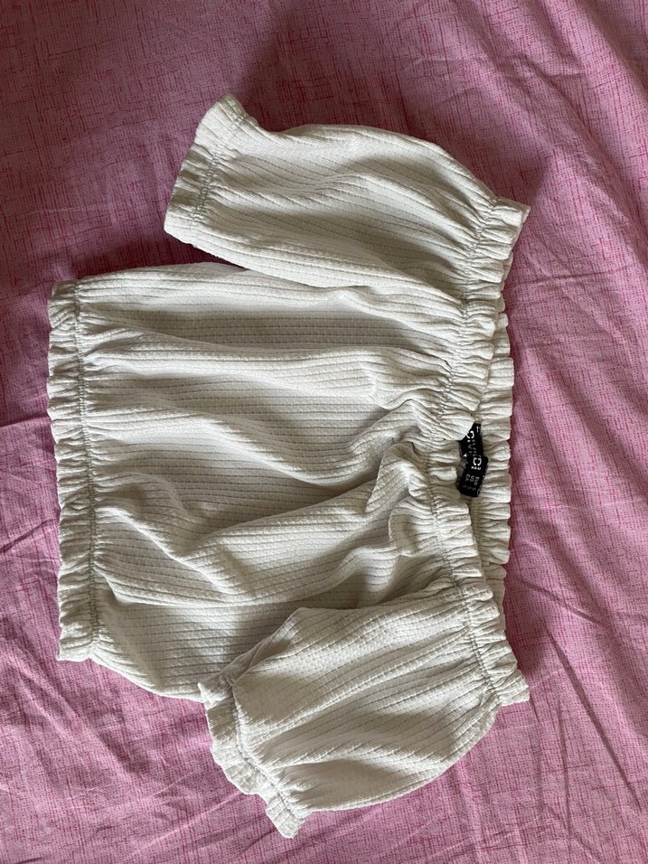 Beyaz Keten Fırfırlı Mini Bluz - Görsel 2