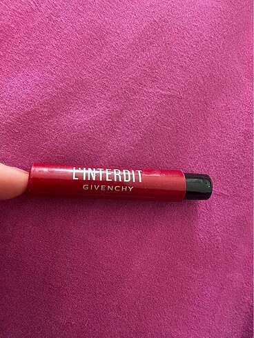 givenchy l'interdit rouge sample
