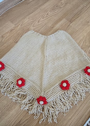 Kız Çocuk Nakışlı Bohem Örgü Pelerin - Görsel 3