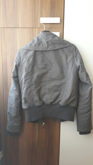 LC Waikiki Gri ince kısa mont