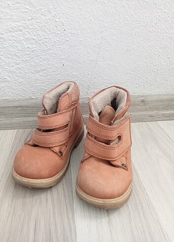 LC Waikiki Bebek ayakkabı