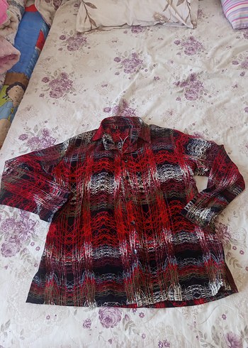 Kırmızı Batik Desenli Uzun Kollu Gömlek