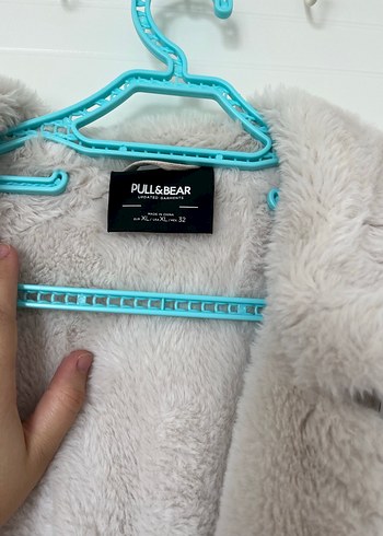 42 Beden ten rengi Renk Pull and bear Kadın bej Süet Kürklü Midi Ceket