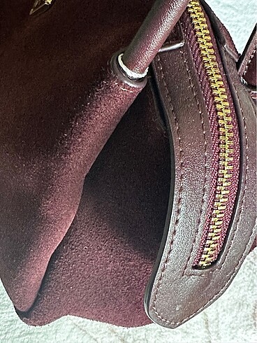 Prada Süet çanta
