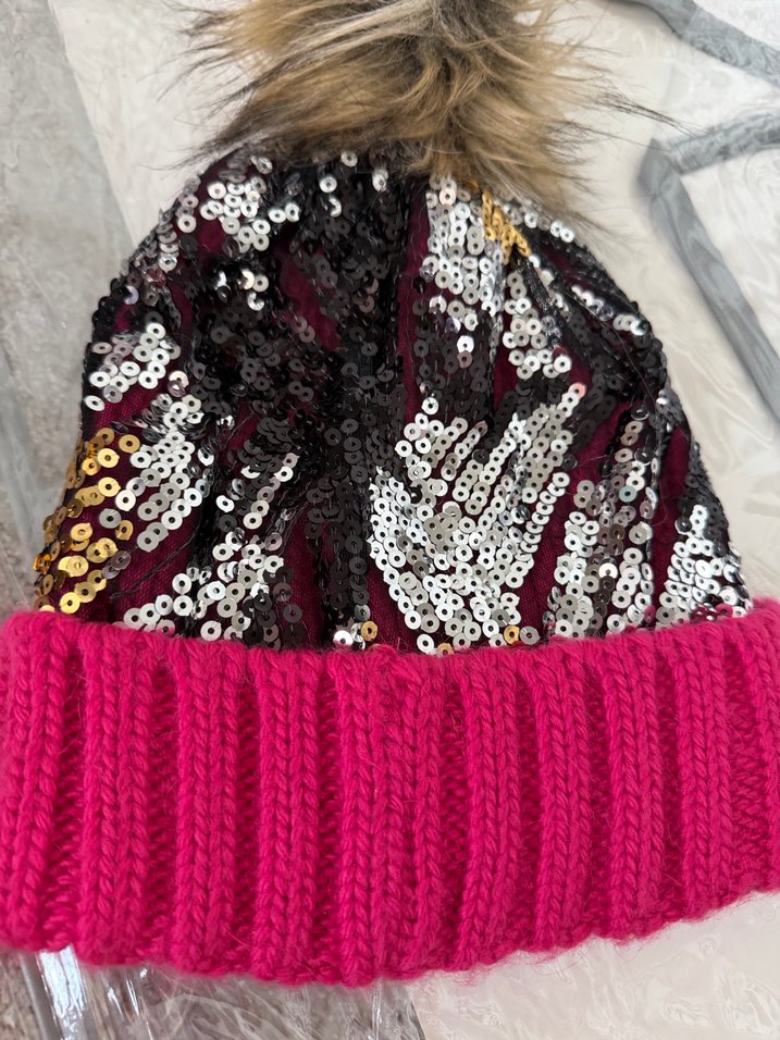 Renkli Payetli Kürklü Kadın Bere - Görsel 2