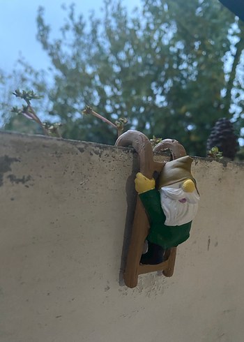 Merdivende Yeşil Cüce Saksı Süsü - Görsel 3