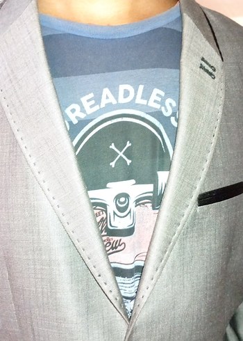 Gri Düğmeli Erkek Takım Elbise - Görsel 11