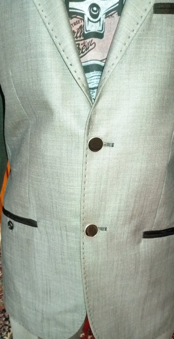 Gri Düğmeli Erkek Takım Elbise - Görsel 5