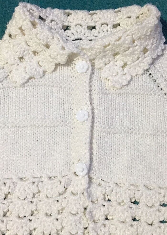 Tığ işi bebek hırka - Görsel 3