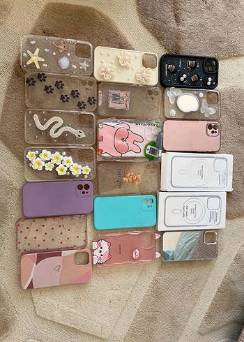 İphone 12 telefon kılıfı bir çok renk var