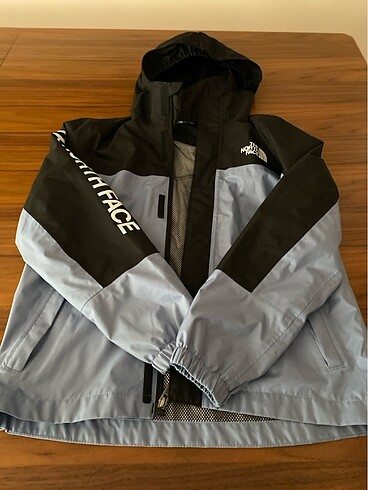 The North Face Yağmurluk