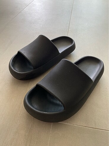 LC Waikiki Terlik