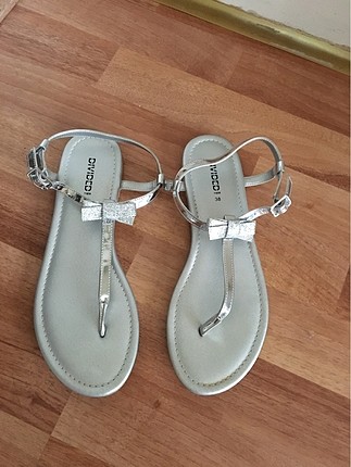 H&M sandalet