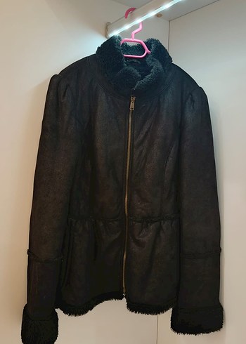 Sisley 36