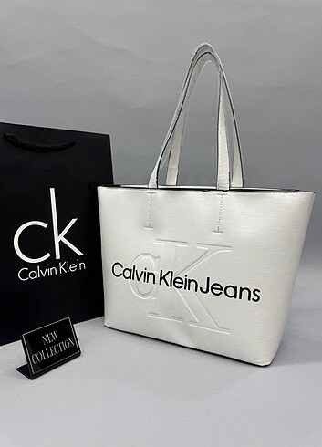 CALVIN KLEİN Ölçüler 27 x 37 cm