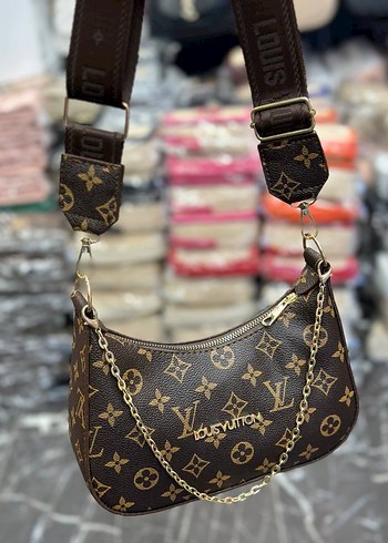 Beden kahverengi Renk LOUIS VUITTON-Zincir Detaylı Kahverengi Deri Kadın Çapraz Çanta