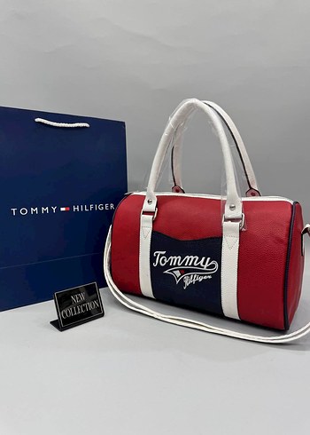 Tommy Hilfiger Kırmızı Deri Kadın Çantası- Ölçüler:20x33 Cm