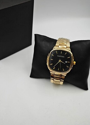 Altın Cartier Saat