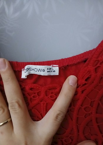 Kırmızı Dantel İşlemeli Mini Tulum - Görsel 2