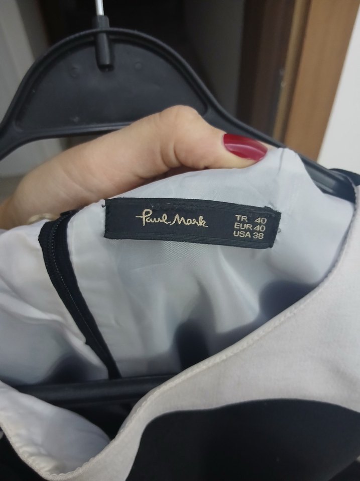 V Yaka Kemerli Midi Kalem Elbise - Görsel 3