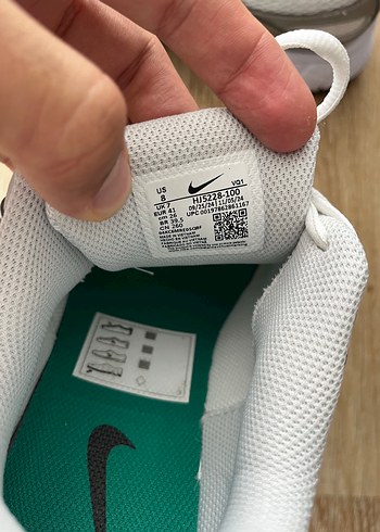 Nike Beyaz Bağcıklı Düz Tabanlı Erkek Spor Ayakkabı