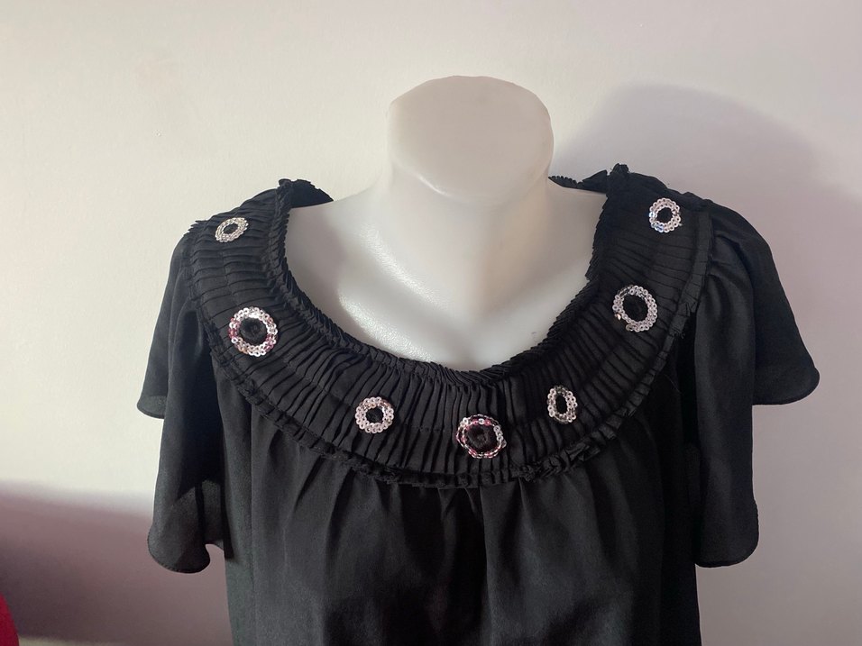 Koton marka İş Kadınları İçin Siyah Nakışlı Gömlek - Görsel 2