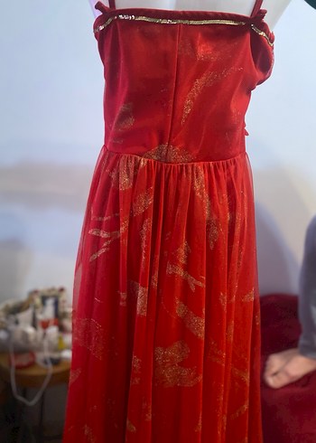 Kırmızı  ince askılı Uzun Hint Desenli abiye - Görsel 5