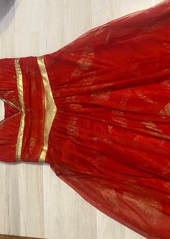 Kırmızı  ince askılı Uzun Hint Desenli abiye - Görsel 9