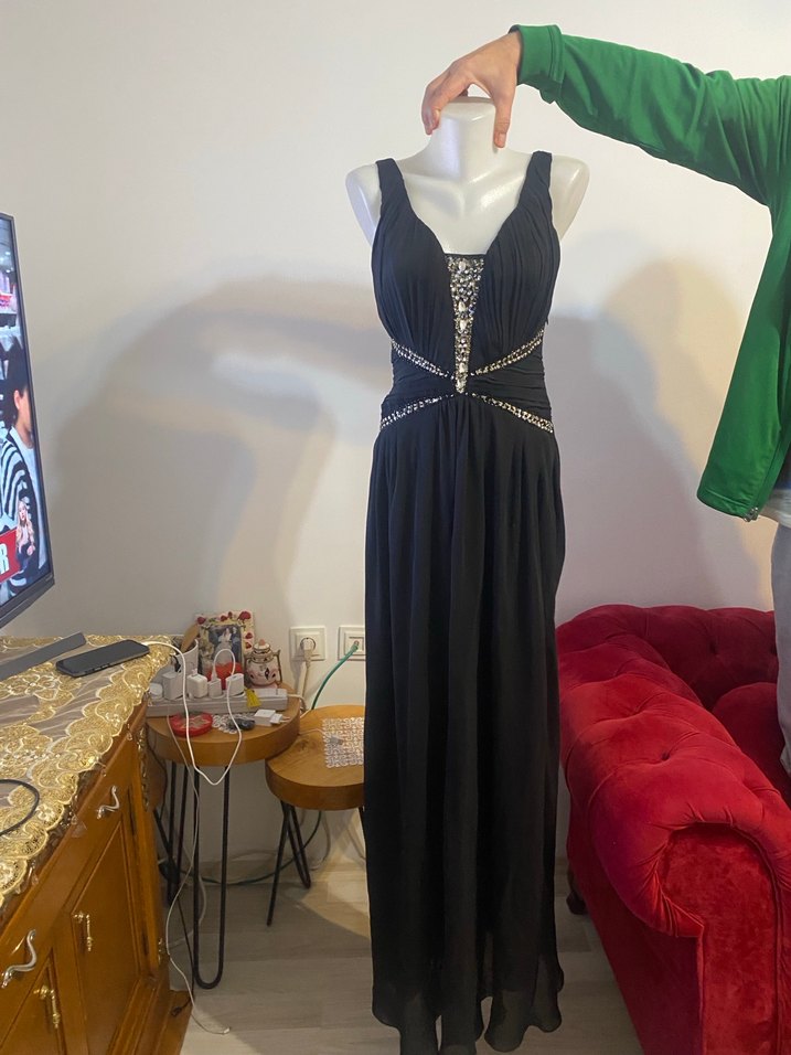 Uzun Siyah Boncuk İşlemeli Abiye Elbise - Görsel 5