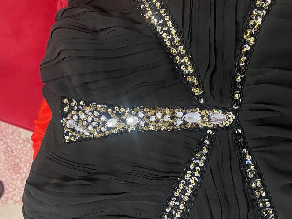 Uzun Siyah Boncuk İşlemeli Abiye Elbise - Görsel 3