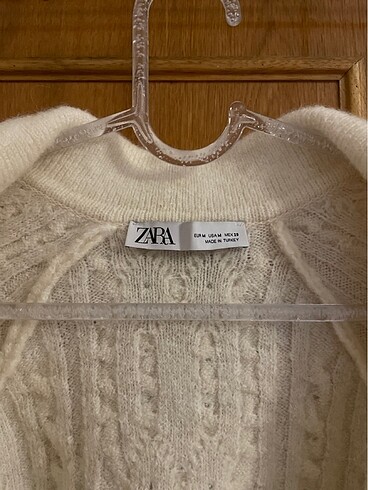Zara Zara taşlı hırka