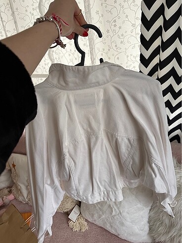 Bershka CROP CEKET