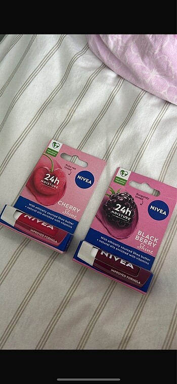 İkili Nivea Dudak Nemlendirici