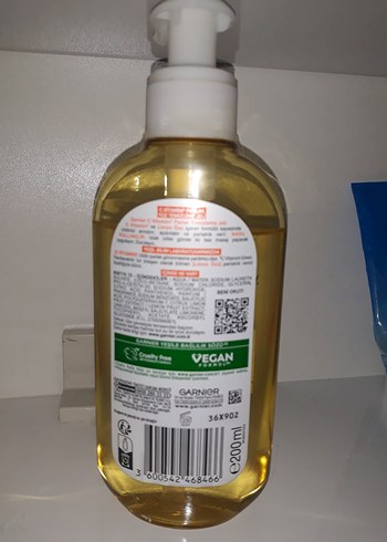 Garnier Garnier C Vitamini Parlak Yüz Temizleme Jeli