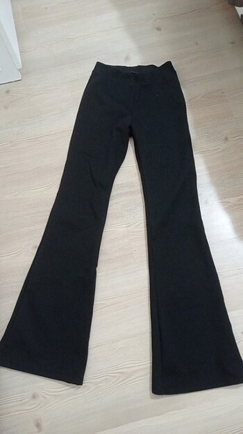 Siyah bol paça pantolon