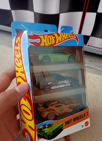 Hot wheels nadir koleksiyonluk 3lu set.