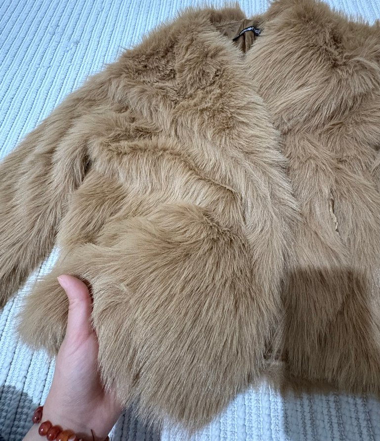 Bej Kadın Suni Kürk Kısa Ceket - Görsel 4