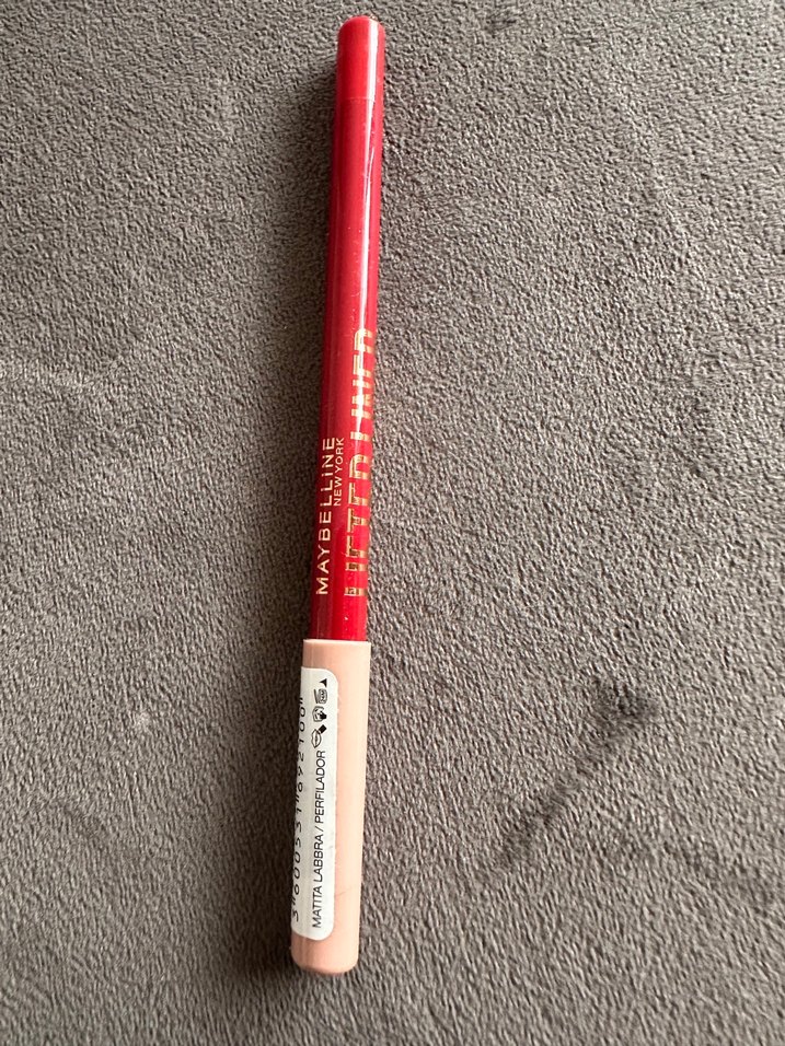 Parlak Kırmızı Dudak Kalemi - Görsel 2