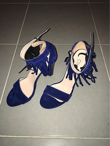 38 Beden mavi Renk Saks Bantlı Topuklu Ayakkabı