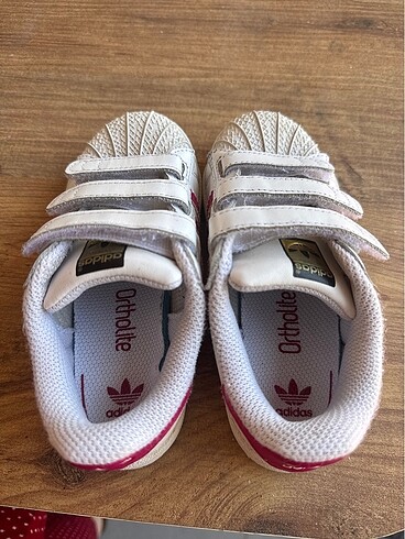 27 Beden beyaz Renk Superstar Adidas 27