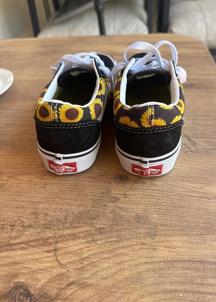 Vans 34 Numara Ayakkabı - Görsel 3