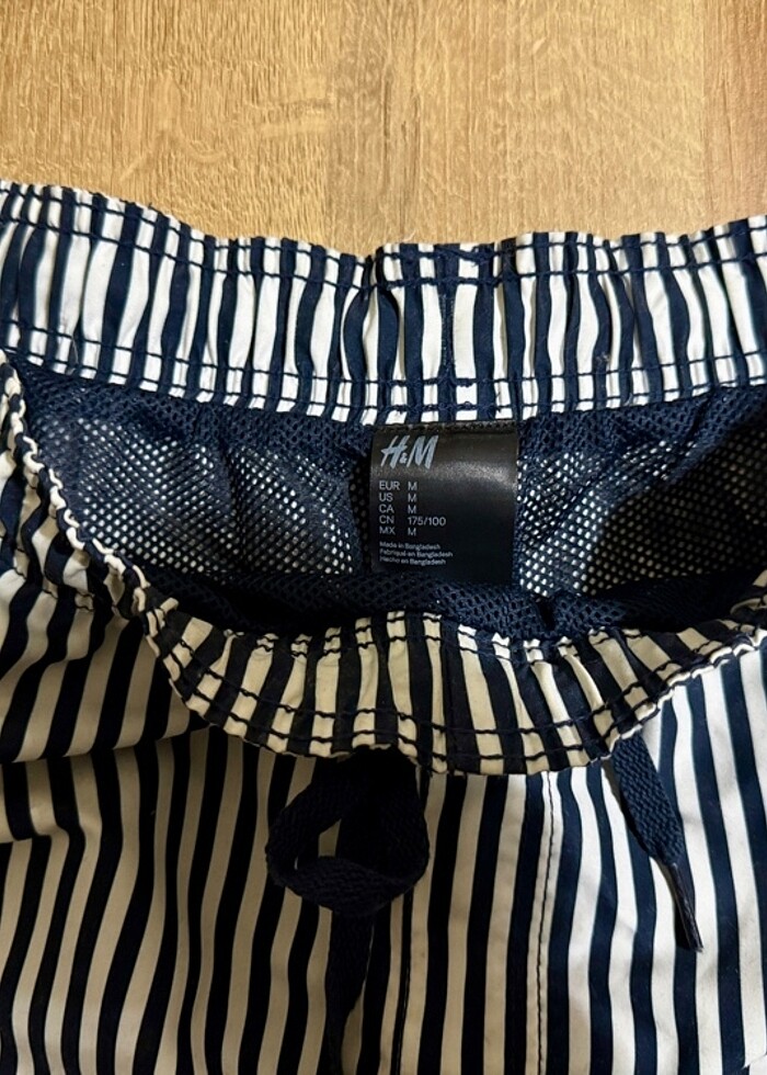 H&M MAVİ ÇİZGİLİ DENİZ ŞORTU - Görsel 5