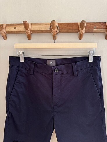 H&M H&M ŞORT (REGULAR FIT) 30 BEDEN (40 BEDEN?e uyumlu)