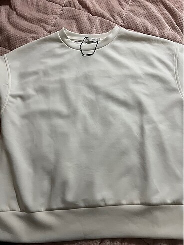Beyaz sweatshirt