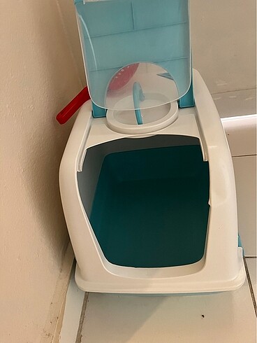 Beden Renk Kapalı kedi tuvaleti