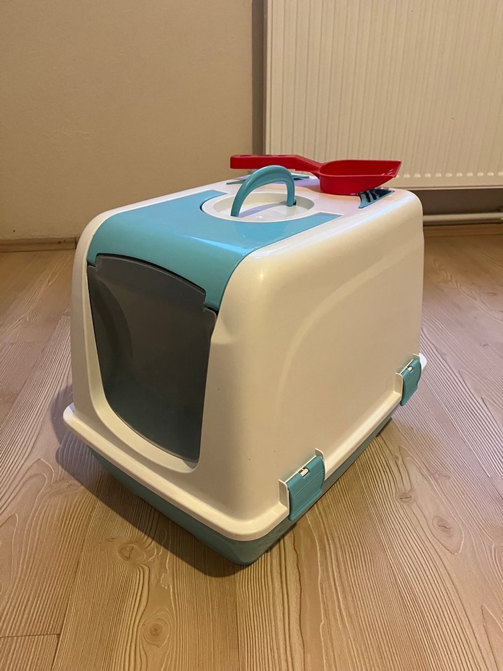 Kapalı Kedi Tuvaleti ve Küreği - Görsel 4